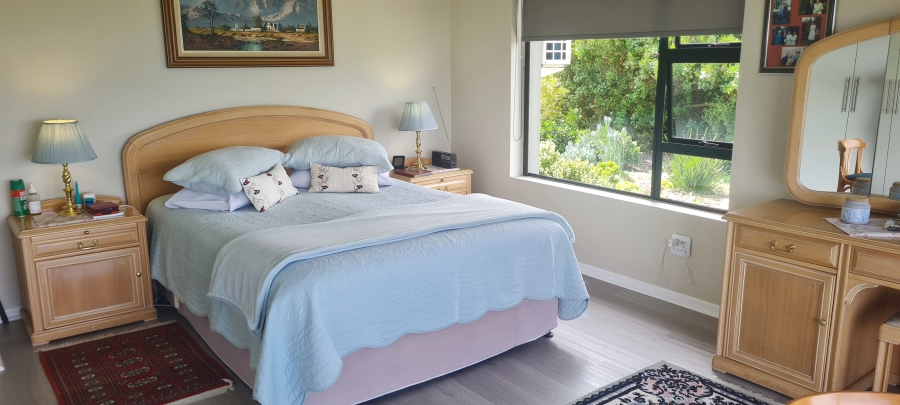 3 Bedroom Property for Sale in Village On Sea Western Cape